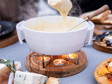 Fondue : 10 faits surprenants sur le rituel convivial suisse