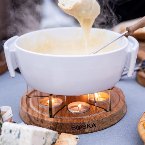 Fondue: 10 surprising facts about the Swiss tradition of togetherness