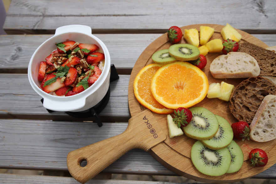 Camembert aus dem Ofen mit Erdbeeren