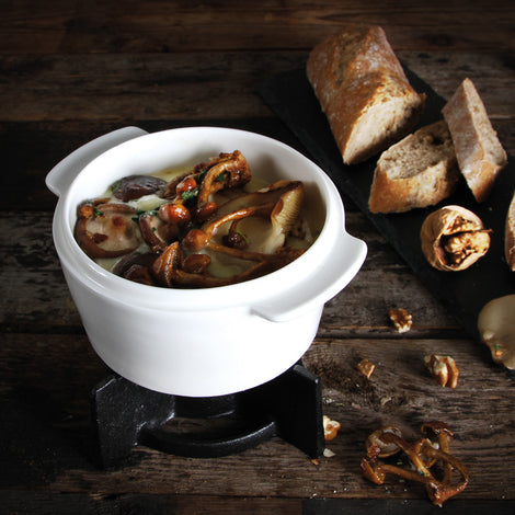 Camembert uit de oven met paddenstoelen