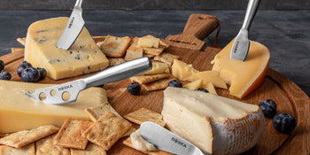 How to match the right knife with the right cheese