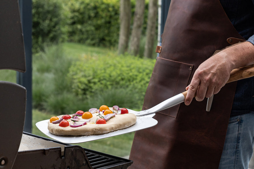 Crispy focaccia van de BBQ