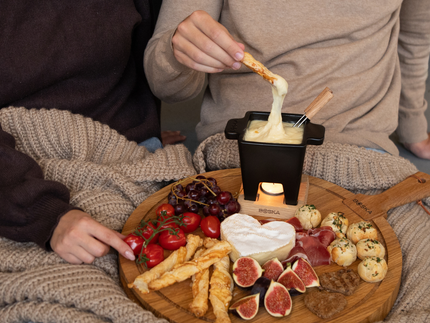Knapperige bladerdeegstengels – kaasfondue dipper tip