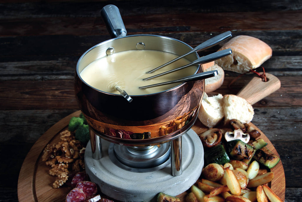 Spicy farmer's cheese fondue | BOSKA Food Tools