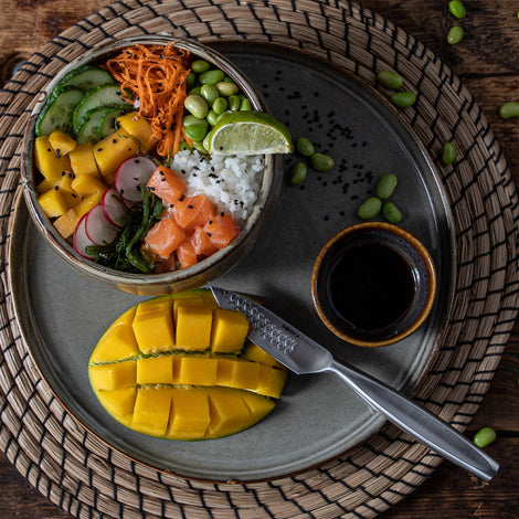 Poké bowl: une petite fête colorée dans un bol