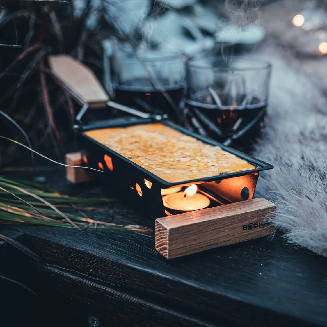 Partyclette® ToGo Oslo: Portable Raclette Set | Non-Stick & Oak Wood ...