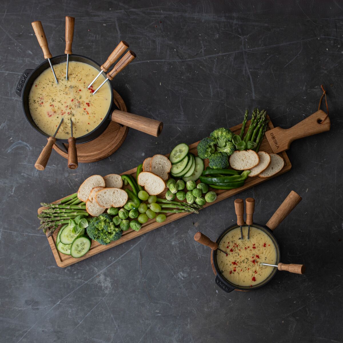 13-teiliges Gusseisen Fondue Set Für 6 Personen | 1 L Gusseisen Fondue Set Fuer 6 Personen 1 L Emailliert Rot 13-teiliges Gusseisen Fondue Set Für 6 Personen | 1 L Gusseisen Fondue Set Fuer 6 Personen 1 L Emailliert Rot