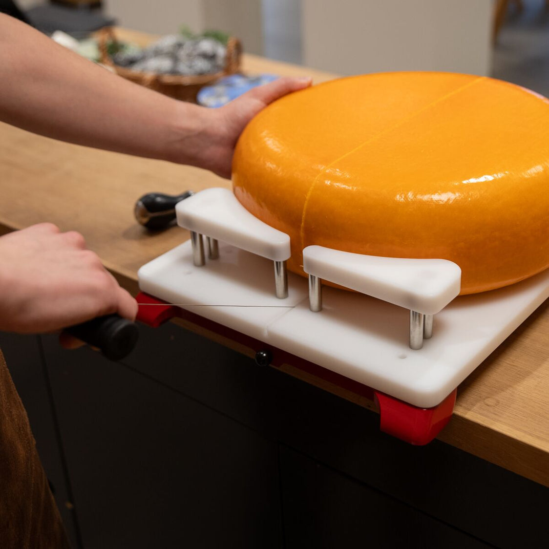 Cheese-O-Matic® Red – Professional cheese cutter | Wire and aluminum ...