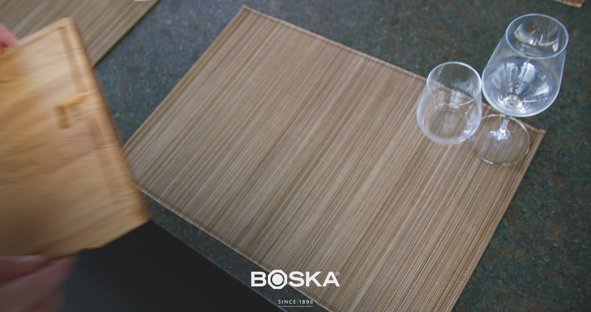955050 - BOSKA Mr Smith Apron Brown Pocket